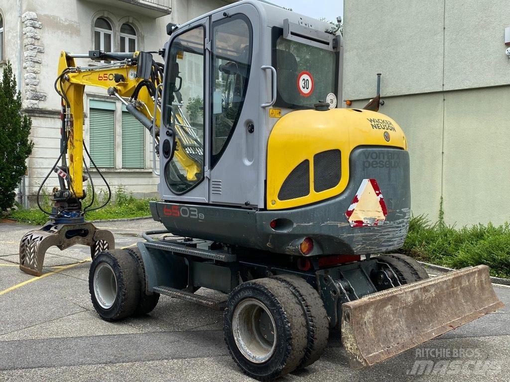 Neuson 6503 WD Kolová rýpadla