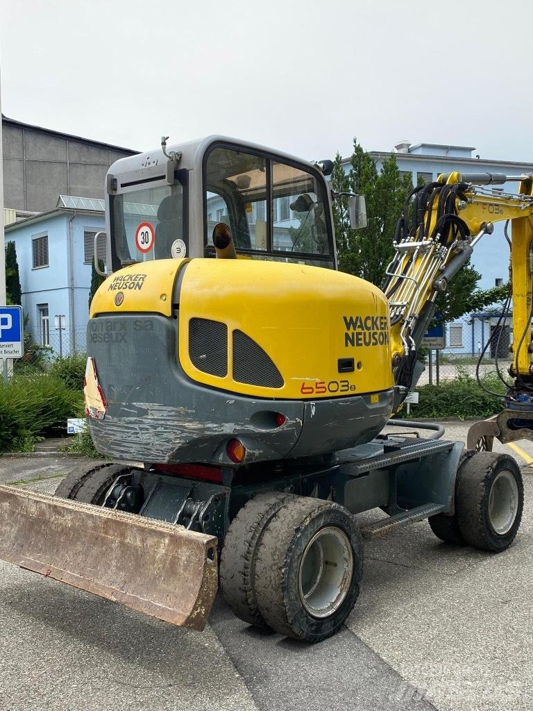 Neuson 6503 WD Kolová rýpadla