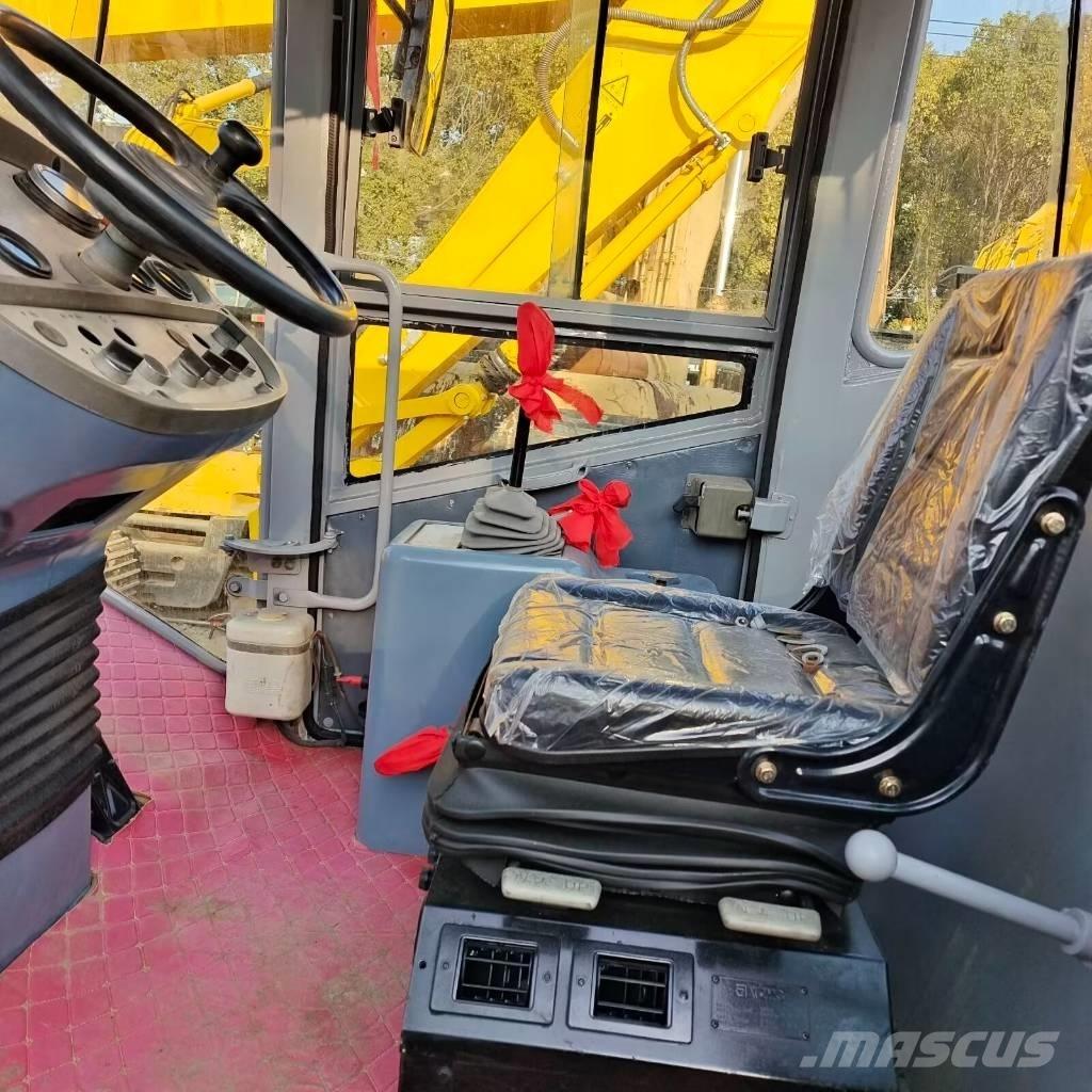 XCMG XS143J Tahačové válce