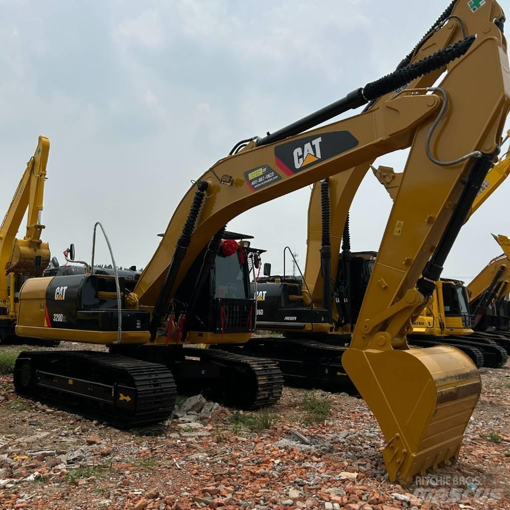 CAT 320D2L Pásová rýpadla