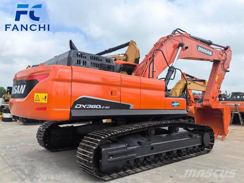Doosan DX 360 LC Pásová rýpadla