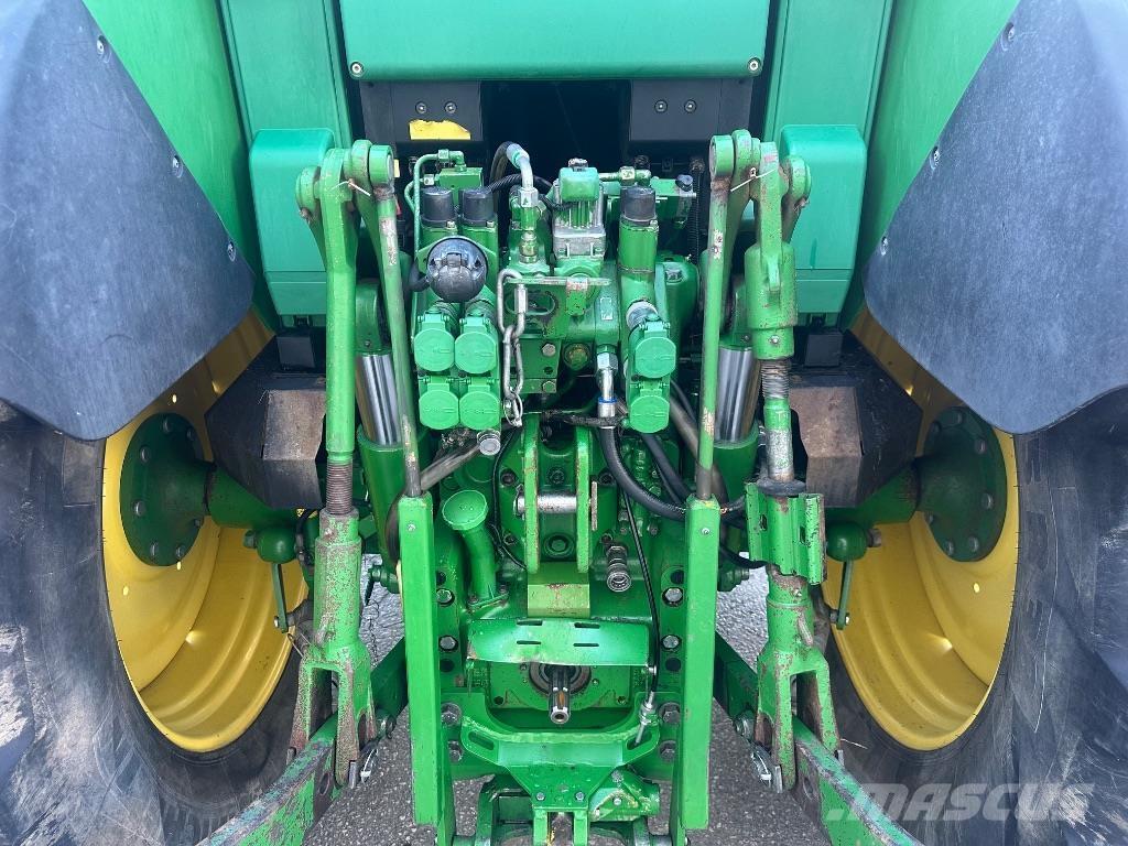 John Deere 6620 Traktory
