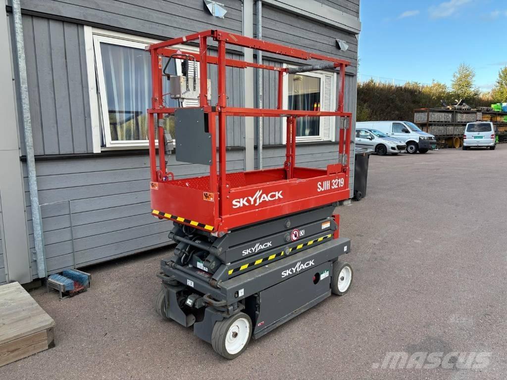 SkyJack SJ III 3219 Nůžková zvedací plošina