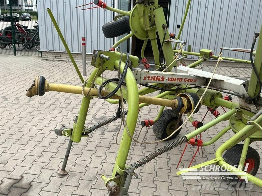 CLAAS VOLTO 640 H Obraceče a shrabovače sena