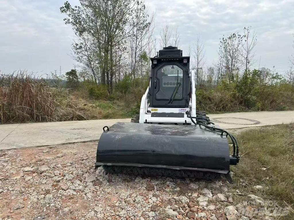 Bobcat S 185 Smykem řízené nakladače