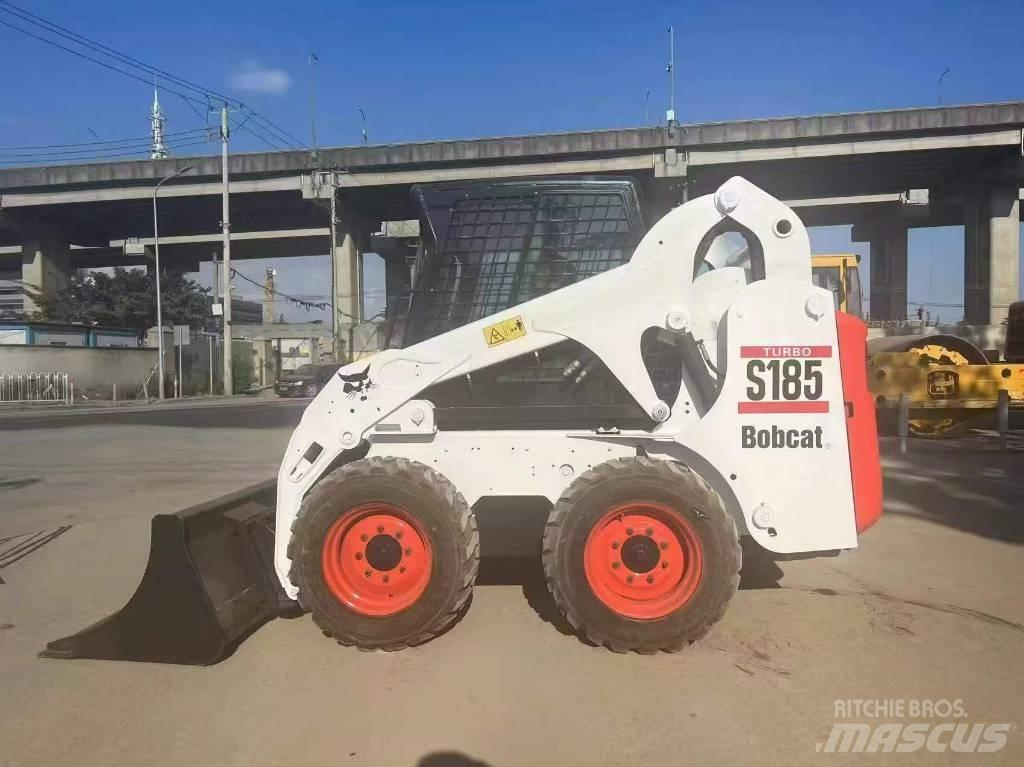 Bobcat S 185 Smykem řízené nakladače