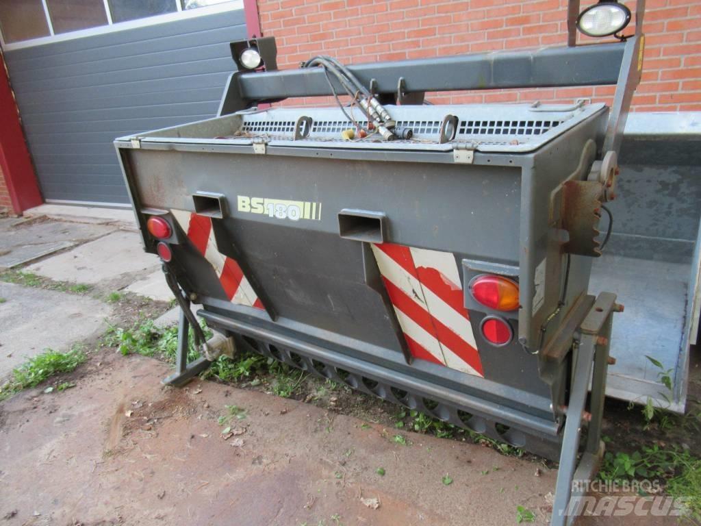 Bomag BW 174 A P Kombinované válce