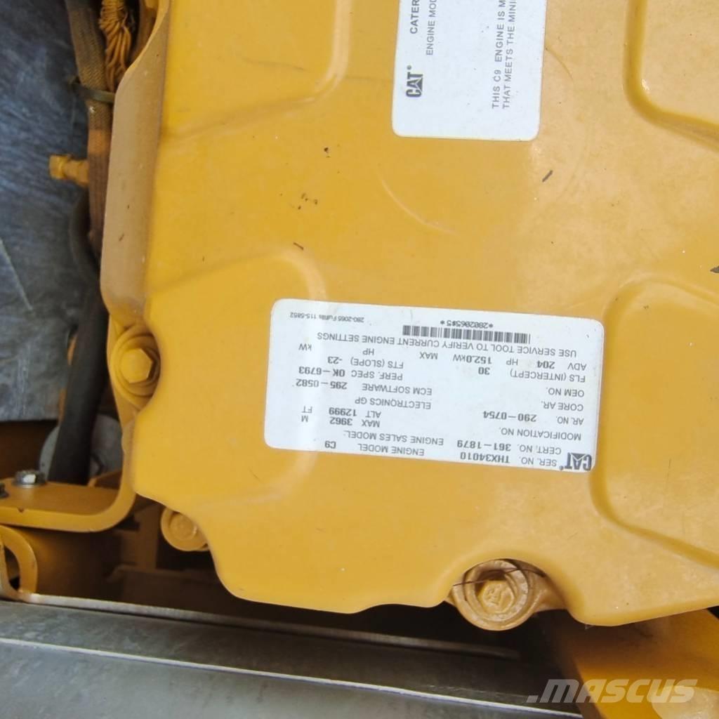 CAT 336 D2L Pásová rýpadla