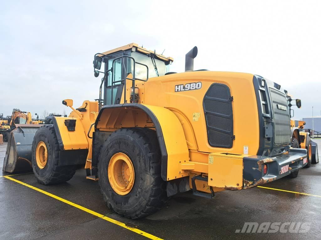 Hyundai HL 980 Kolové nakladače