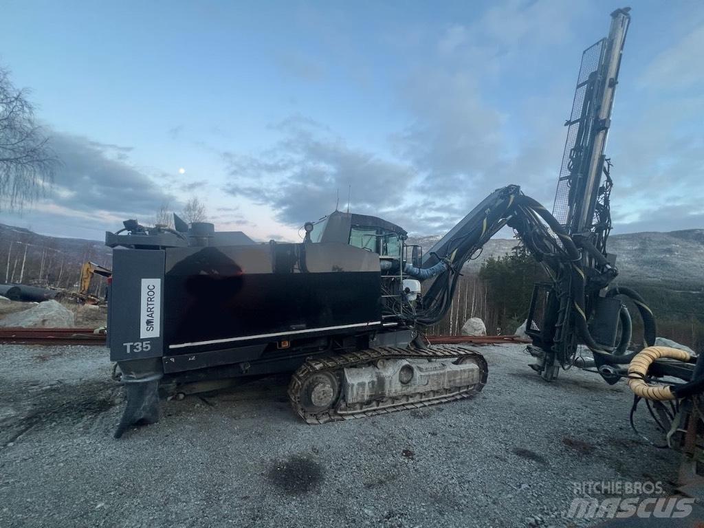 Epiroc Smartroc T35 Povrchové vrtací stroje