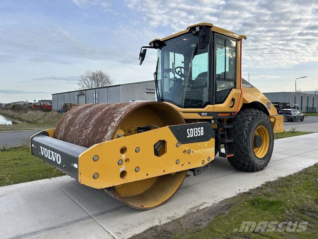 Volvo SD135B Tahačové válce