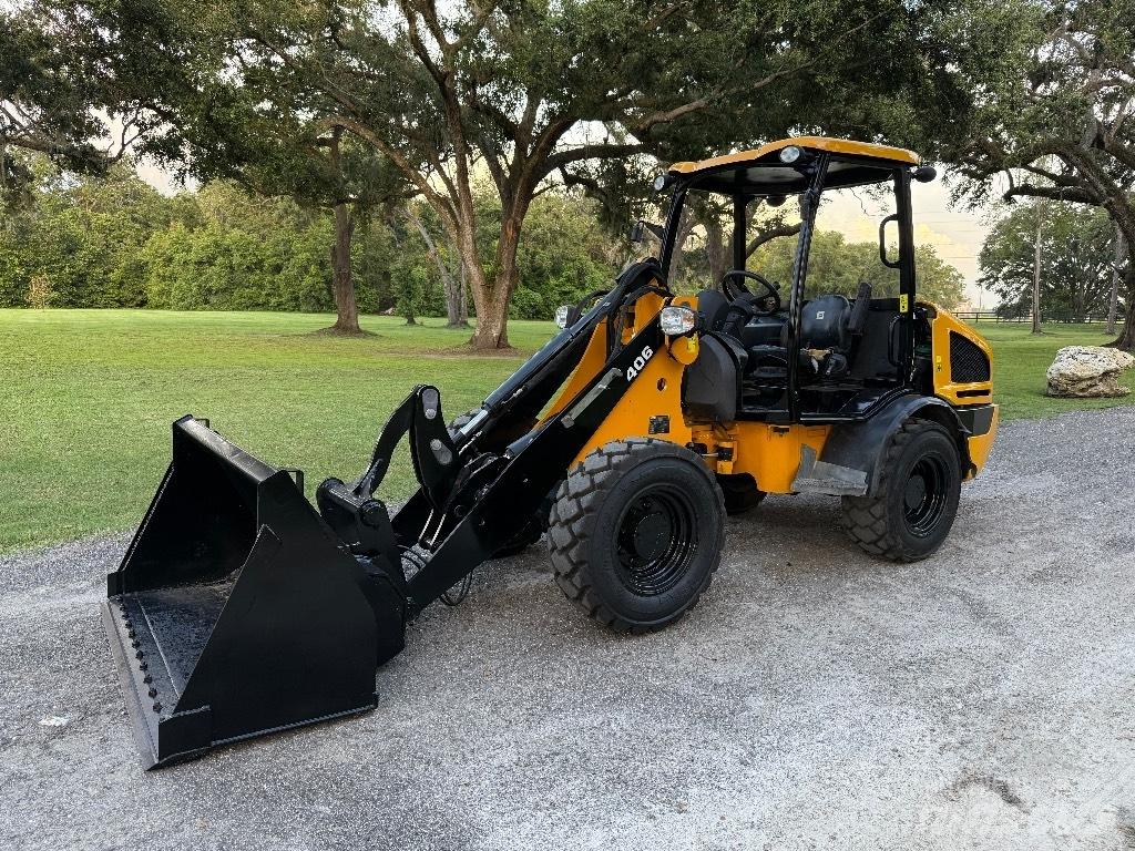 JCB 407 Kolové nakladače