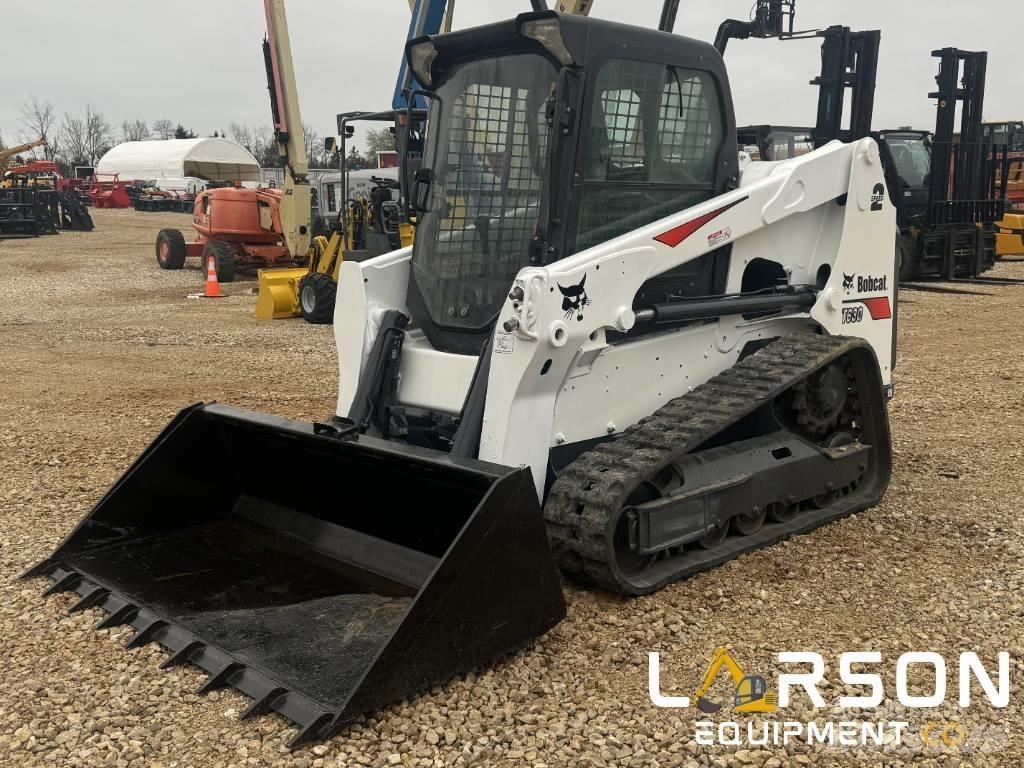 Bobcat T 630 Smykem řízené nakladače