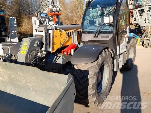 Liebherr T 33-10 Teleskopické manipulátory