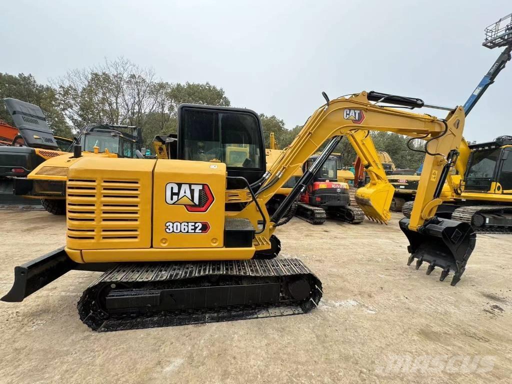CAT 306E Mini rýpadla < 7t