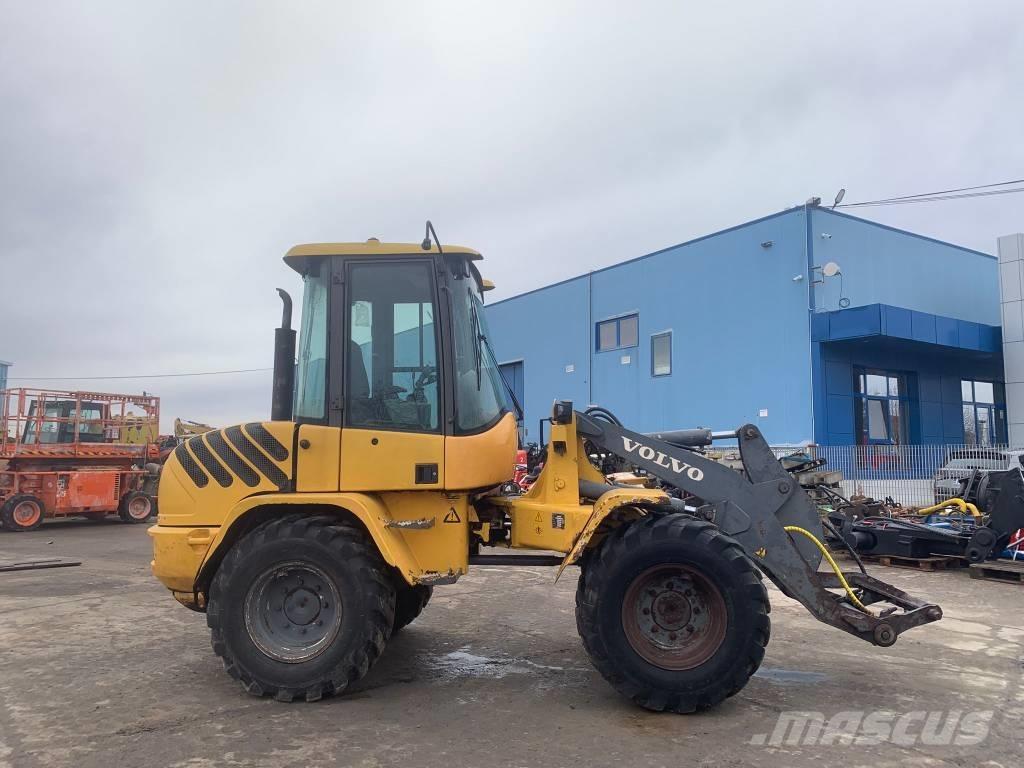 Volvo L 35 B Kolové nakladače