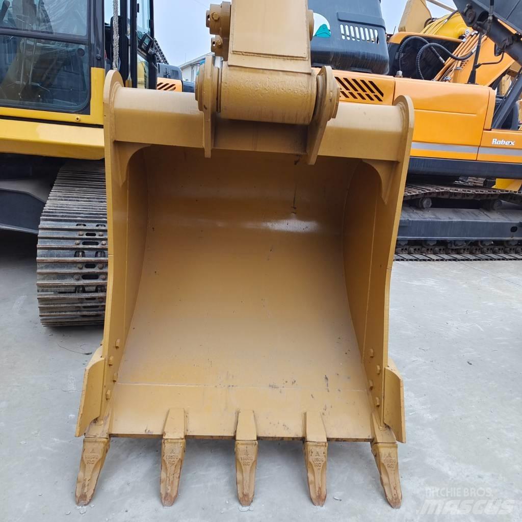 CAT 330 D Pásová rýpadla
