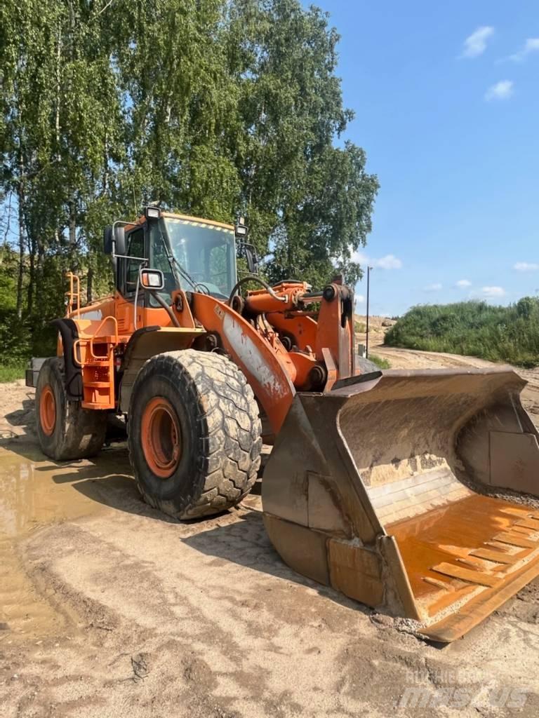 Doosan 420 Kolové nakladače