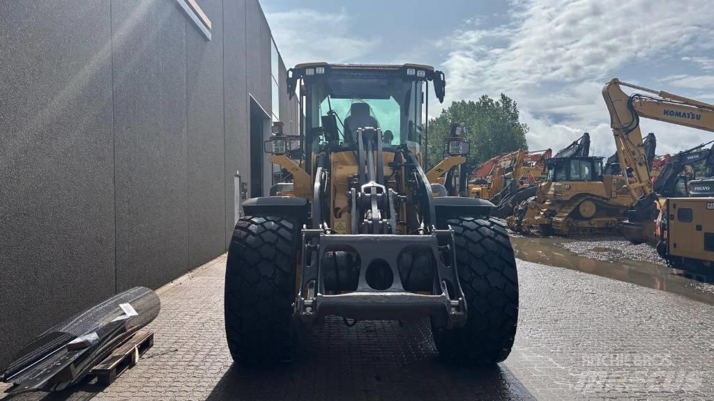 Volvo L 90 H Kolové nakladače
