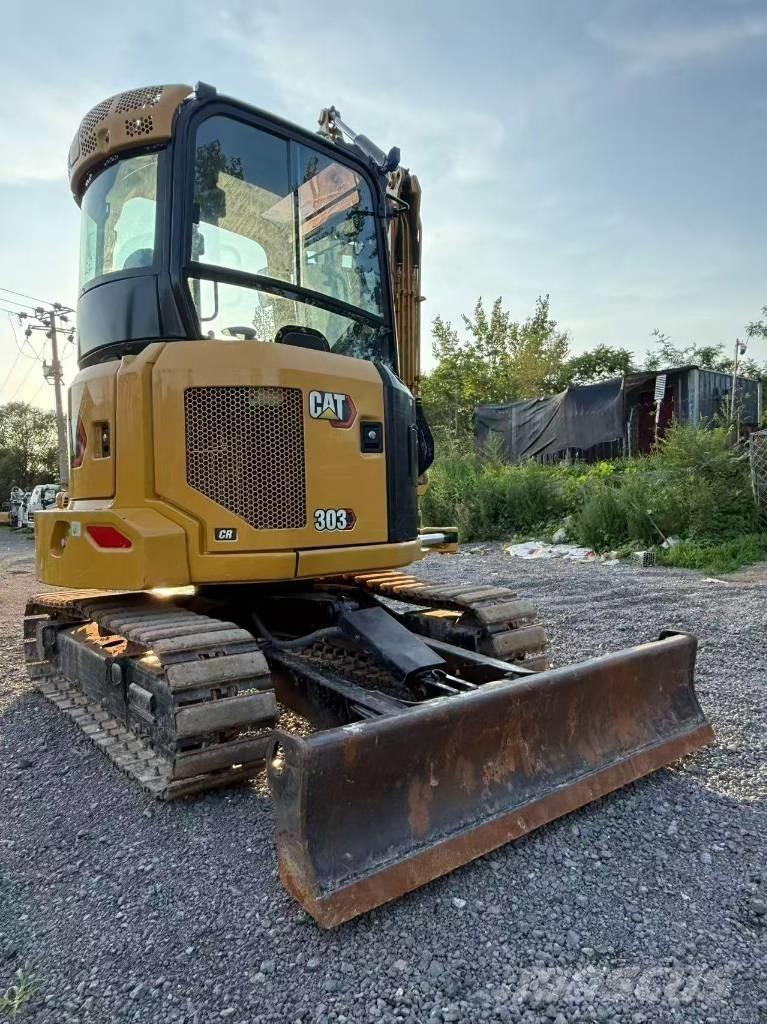 CAT 303 CR Mini rýpadla < 7t