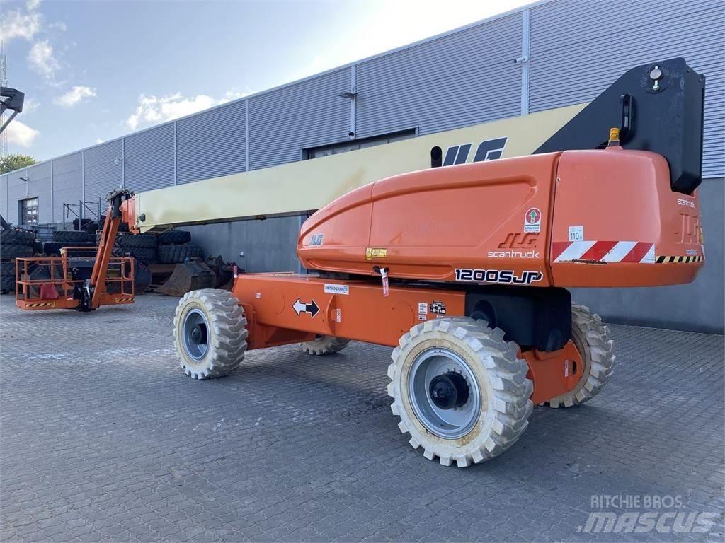 JLG 1200SJP Kloubové plošiny