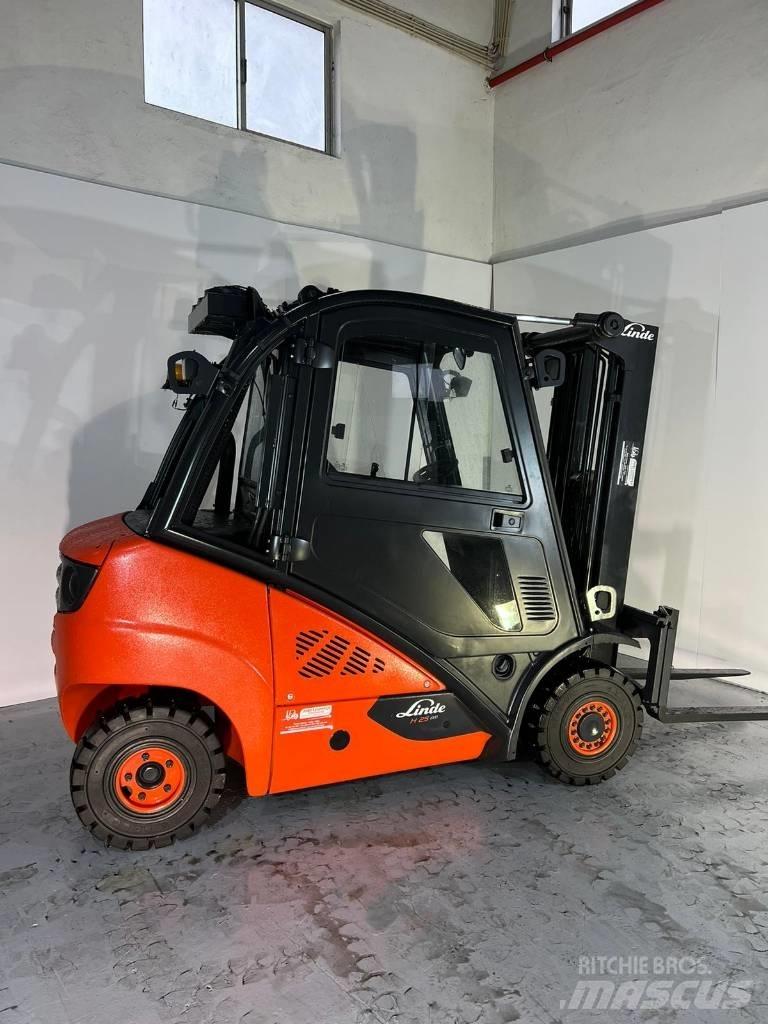 Linde H 25 D Dieselové vozíky