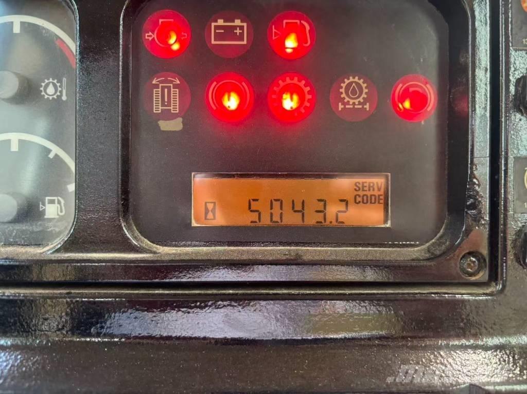 CAT D 7 R Pásové dozery