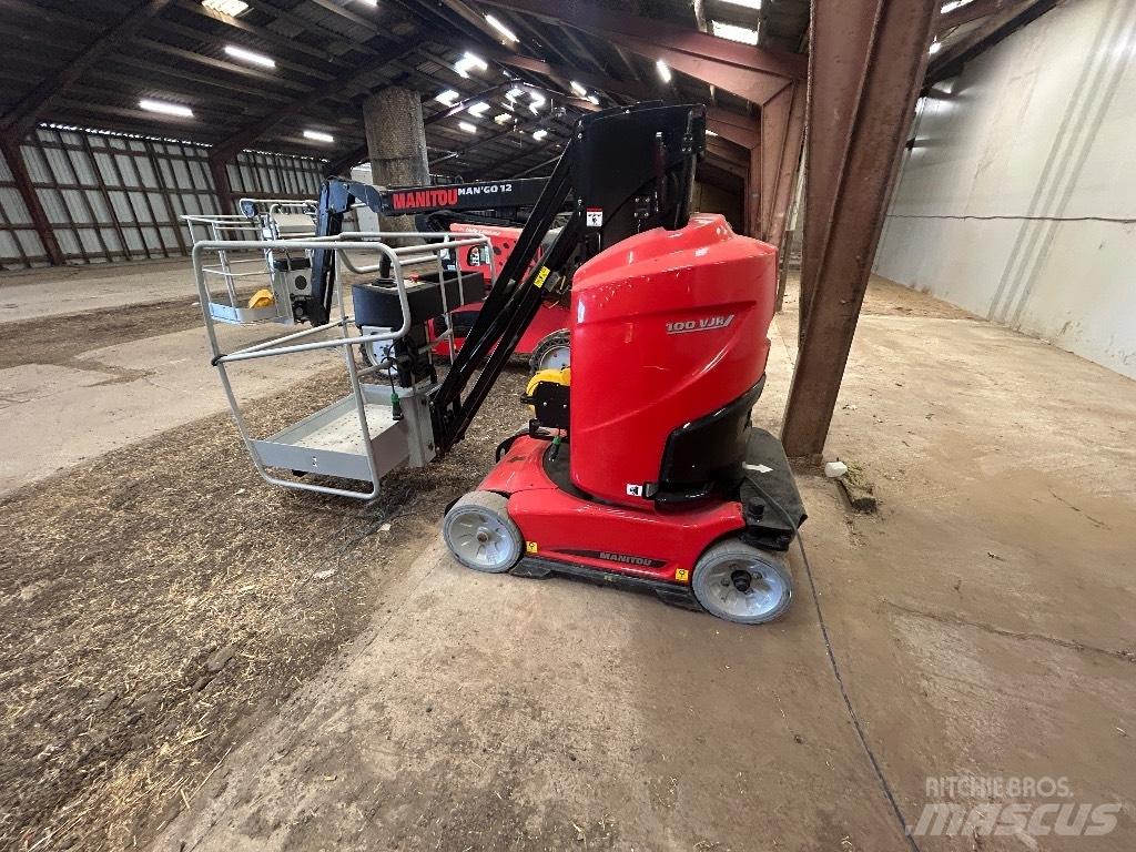 Manitou 100 VJR Vertikální sloupové výtahy