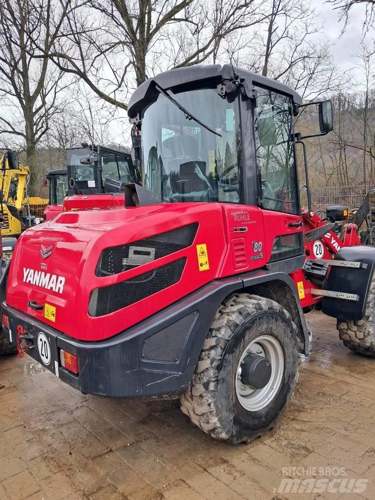 Yanmar V 80 Kolové nakladače