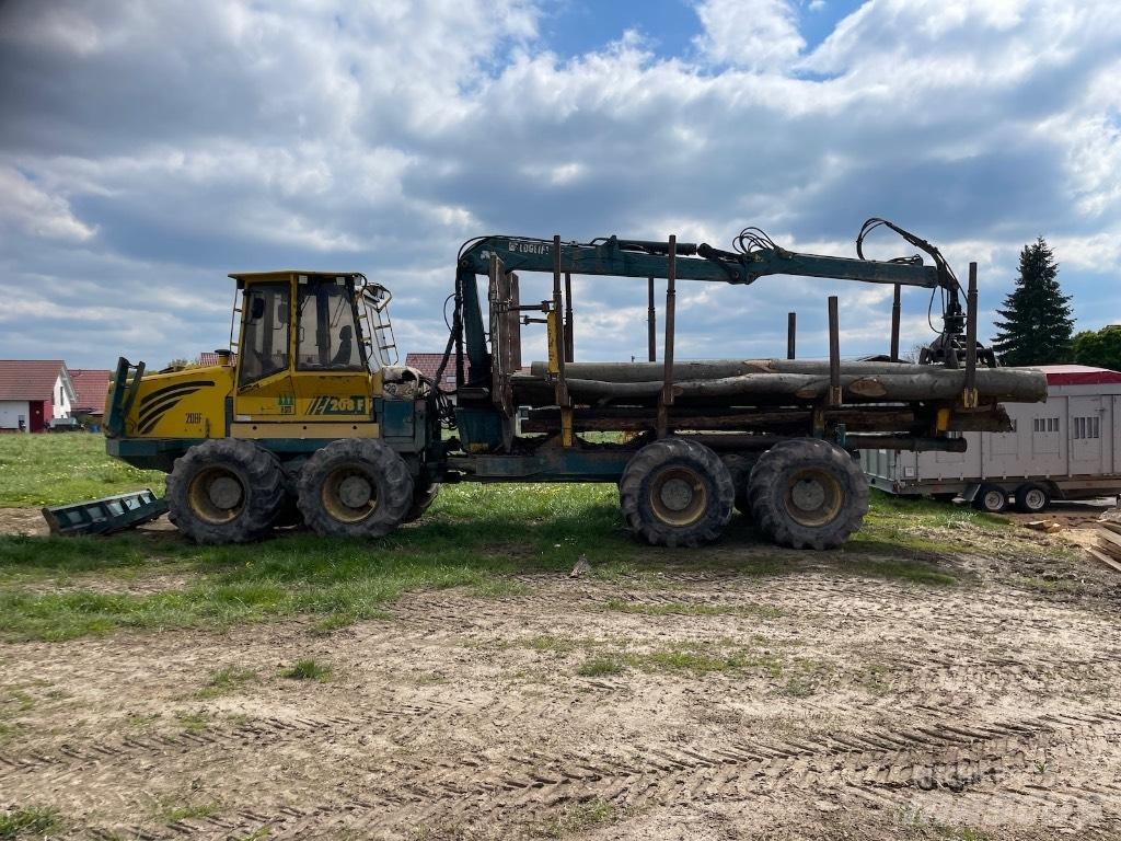 HSM 208 F Vyvážecí traktory