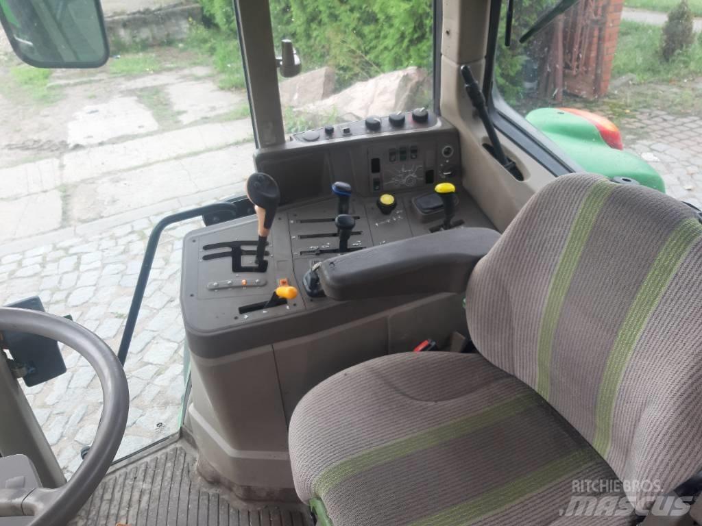 John Deere 6430 Traktory