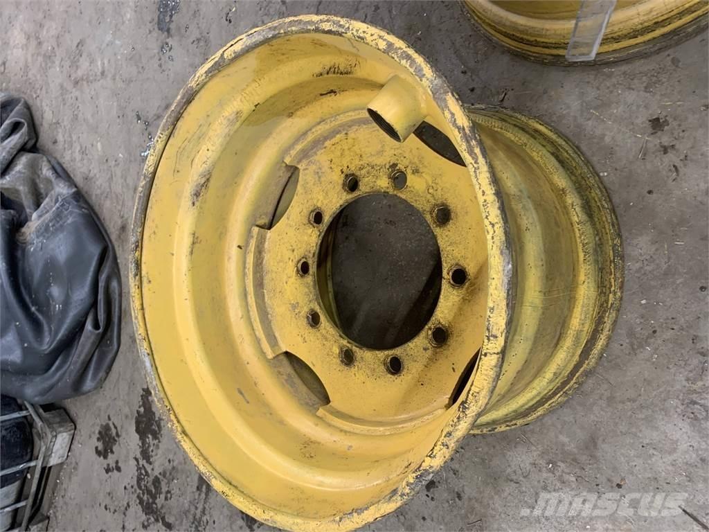 Ösa 250 20x26,5 Pneumatiky, kola a ráfky