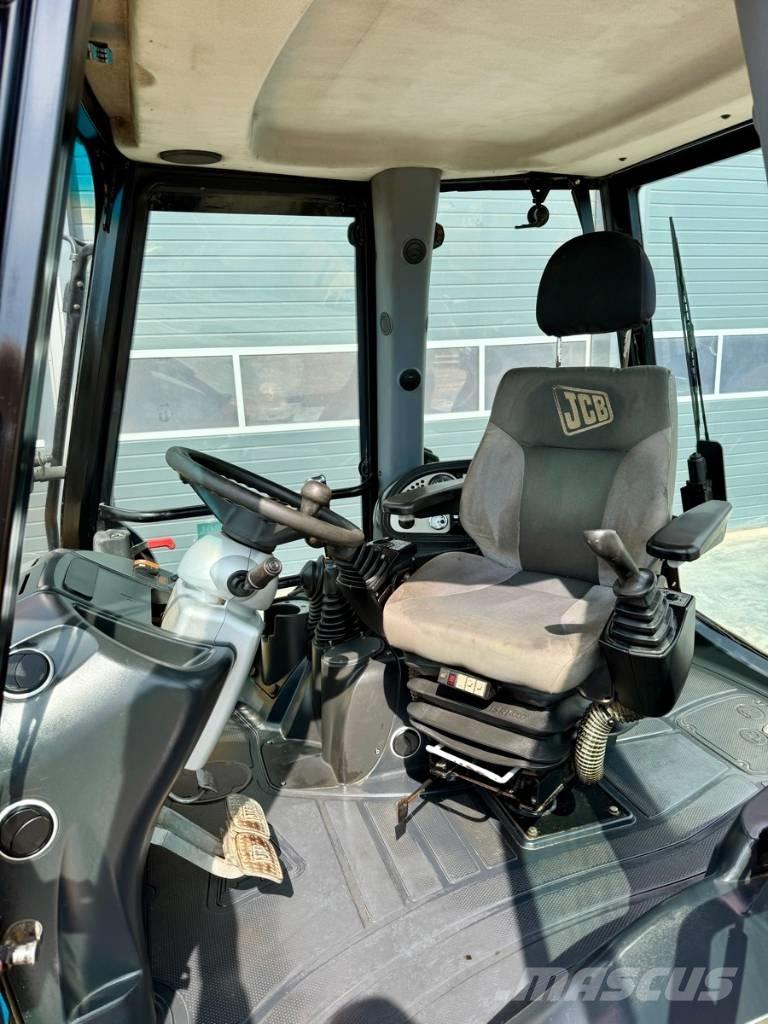 JCB 3 CX Rýpadlo-nakladače