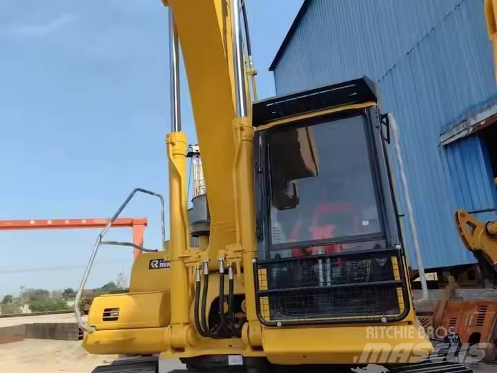 Komatsu PC300 Pásová rýpadla