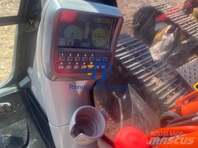 Hitachi ZX 240 Pásová rýpadla