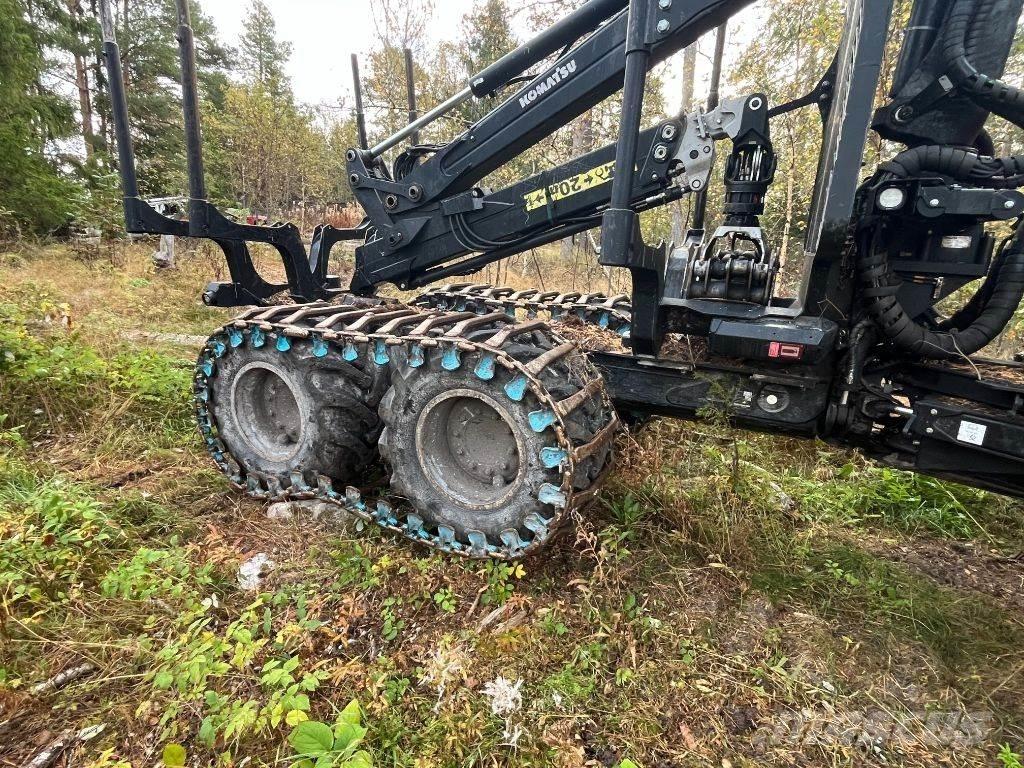 Komatsu 835 Vyvážecí traktory