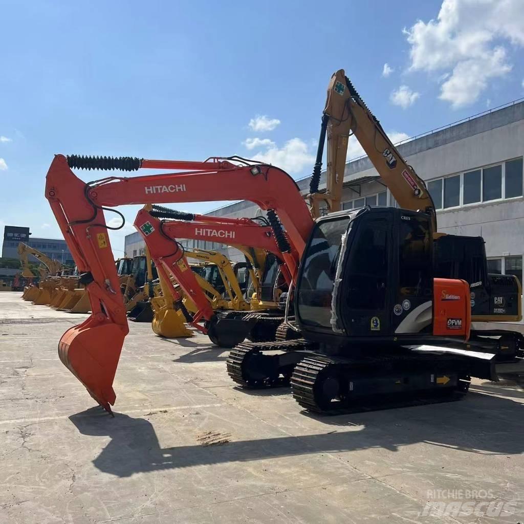 Hitachi ZX 70-5 Midi rýpadla 7t - 12t