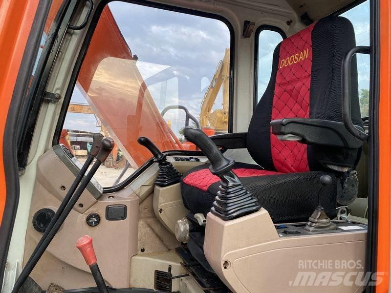Doosan DH80G Pásová rýpadla