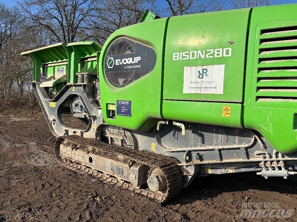 Terex BISON 180 Třídiče
