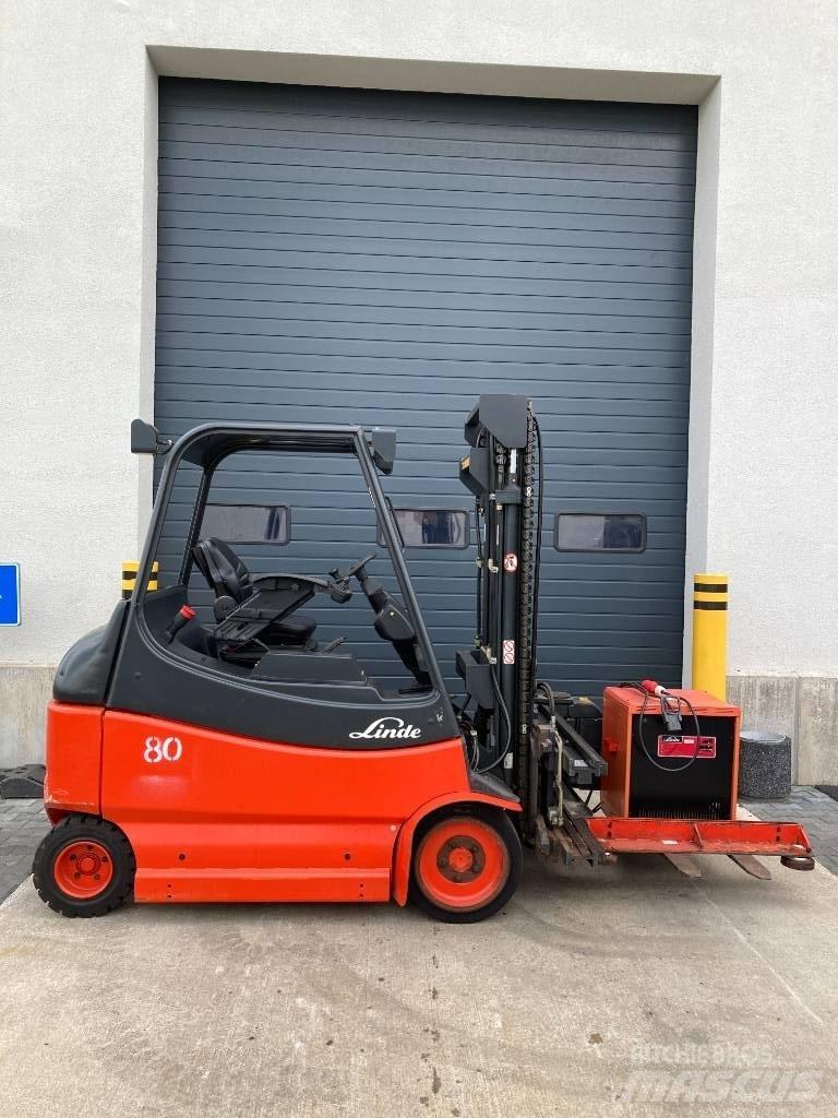 Linde E25/600/336 Vozíky do úzkých uliček
