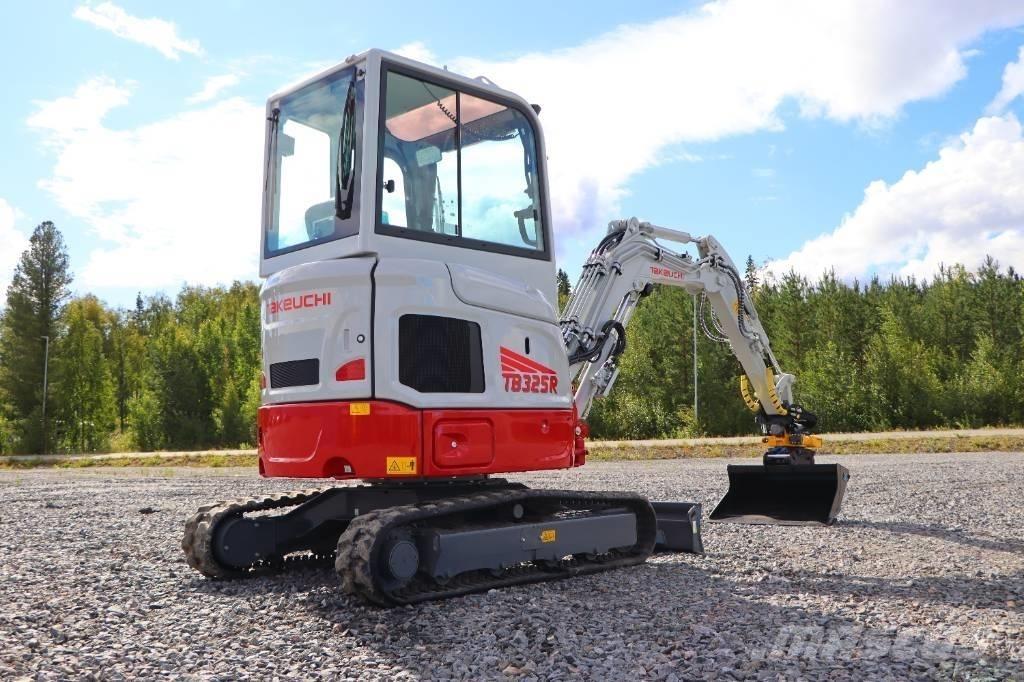 Takeuchi TB325R Mini rýpadla < 7t