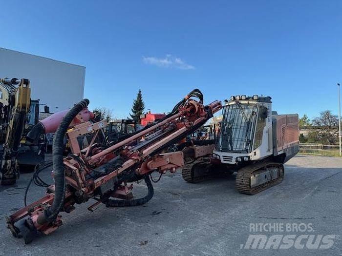 Sandvik DP 1100 Povrchové vrtací stroje