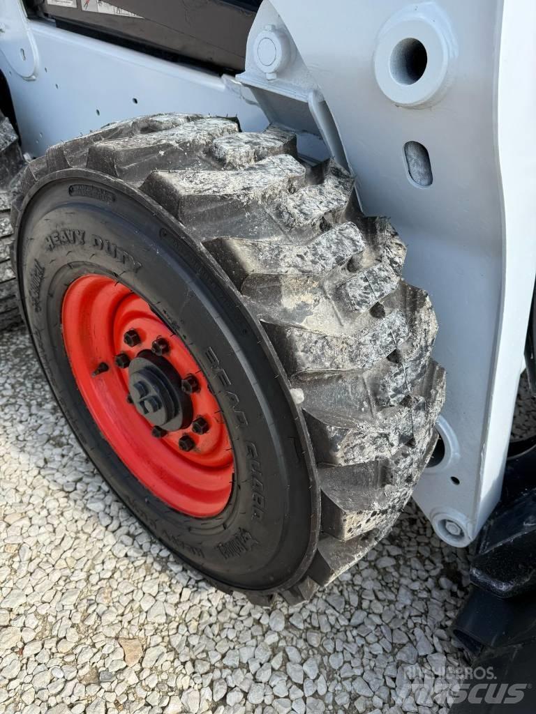Bobcat S 650 Smykem řízené nakladače