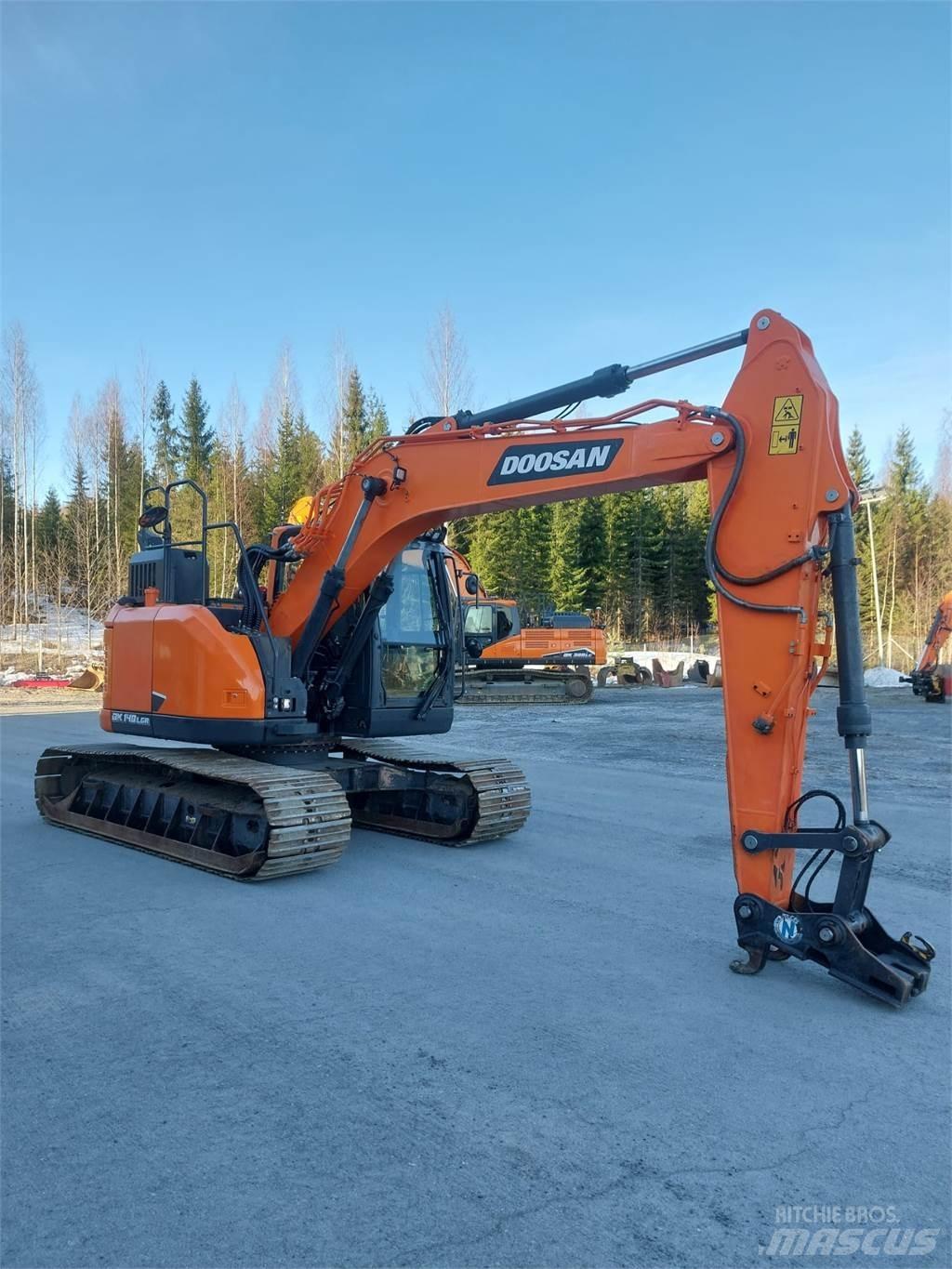 Doosan DX 140LCR 7 Pásová rýpadla