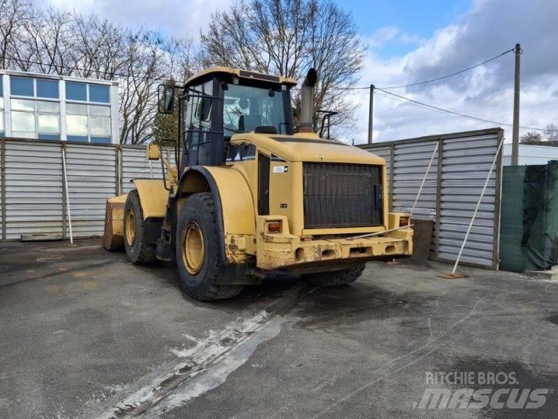 CAT 950H Kolové nakladače