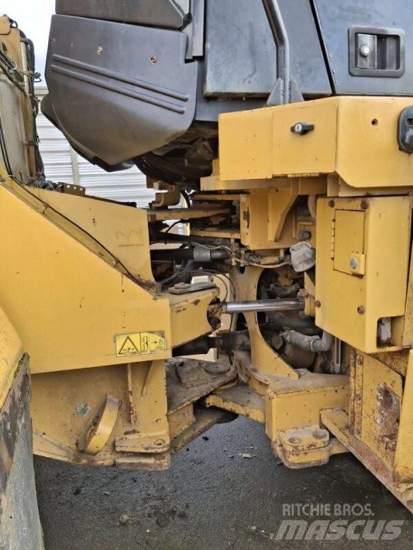 CAT 950H Kolové nakladače
