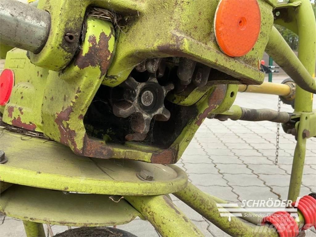 CLAAS VOLTO 670 Obraceče a shrabovače sena