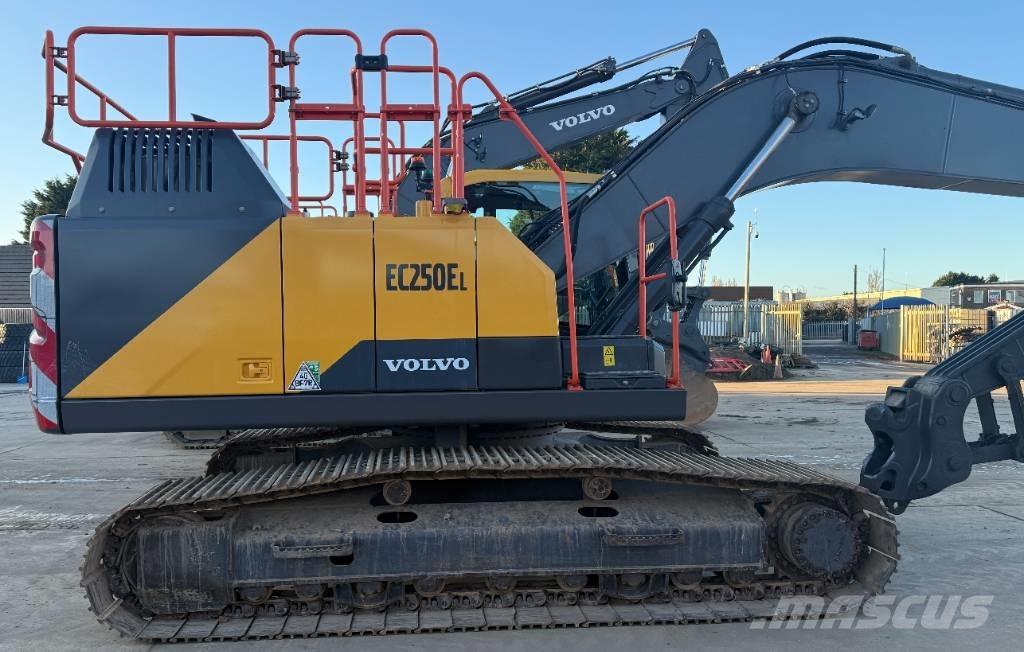 Volvo EC 250 EL Pásová rýpadla