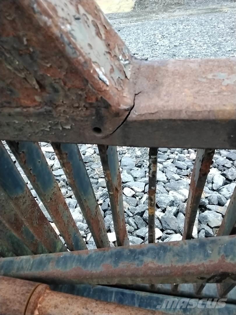Valmet 860 Další komponenty
