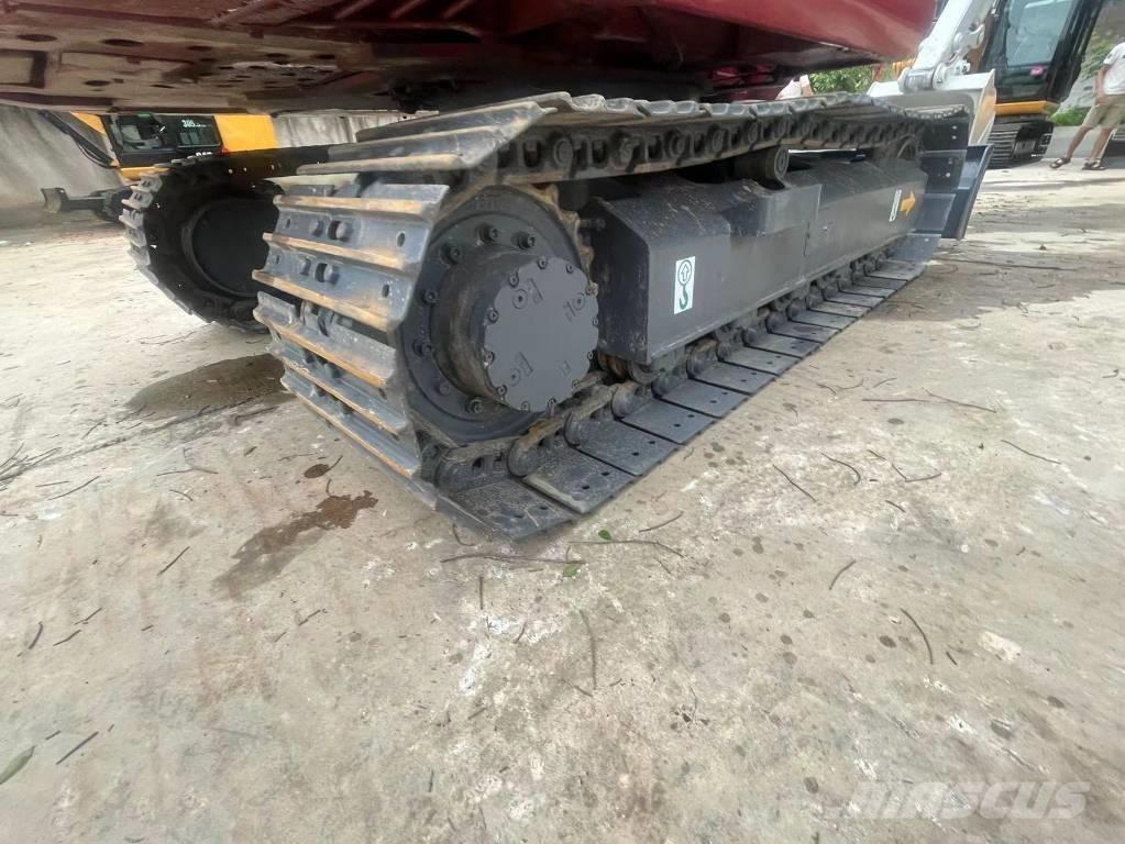 Takeuchi TB180C Pásová rýpadla
